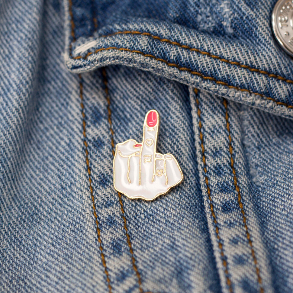 Сувенир Значок металл Алеф Crazy