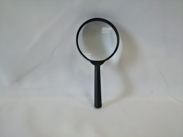 Лупа 60 мм 6-ти кратное увеличение пластик