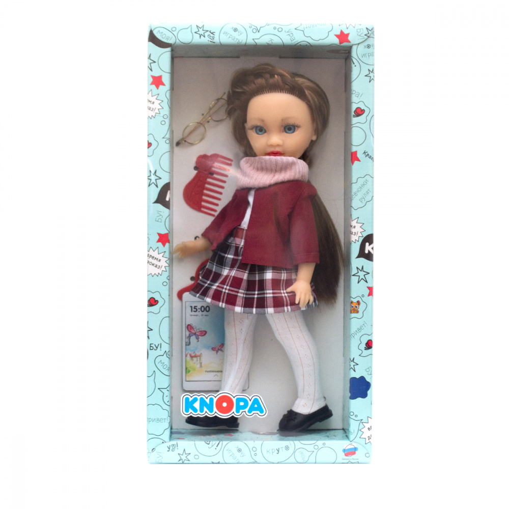 Кукла Викки в библиотеке