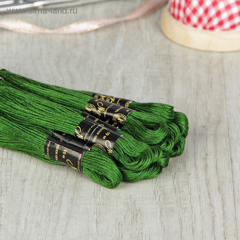 Мулине кирова 6008. Мулине зеленые. Мулине гамма 0958. Салатовые нитки. Нитки мулине.